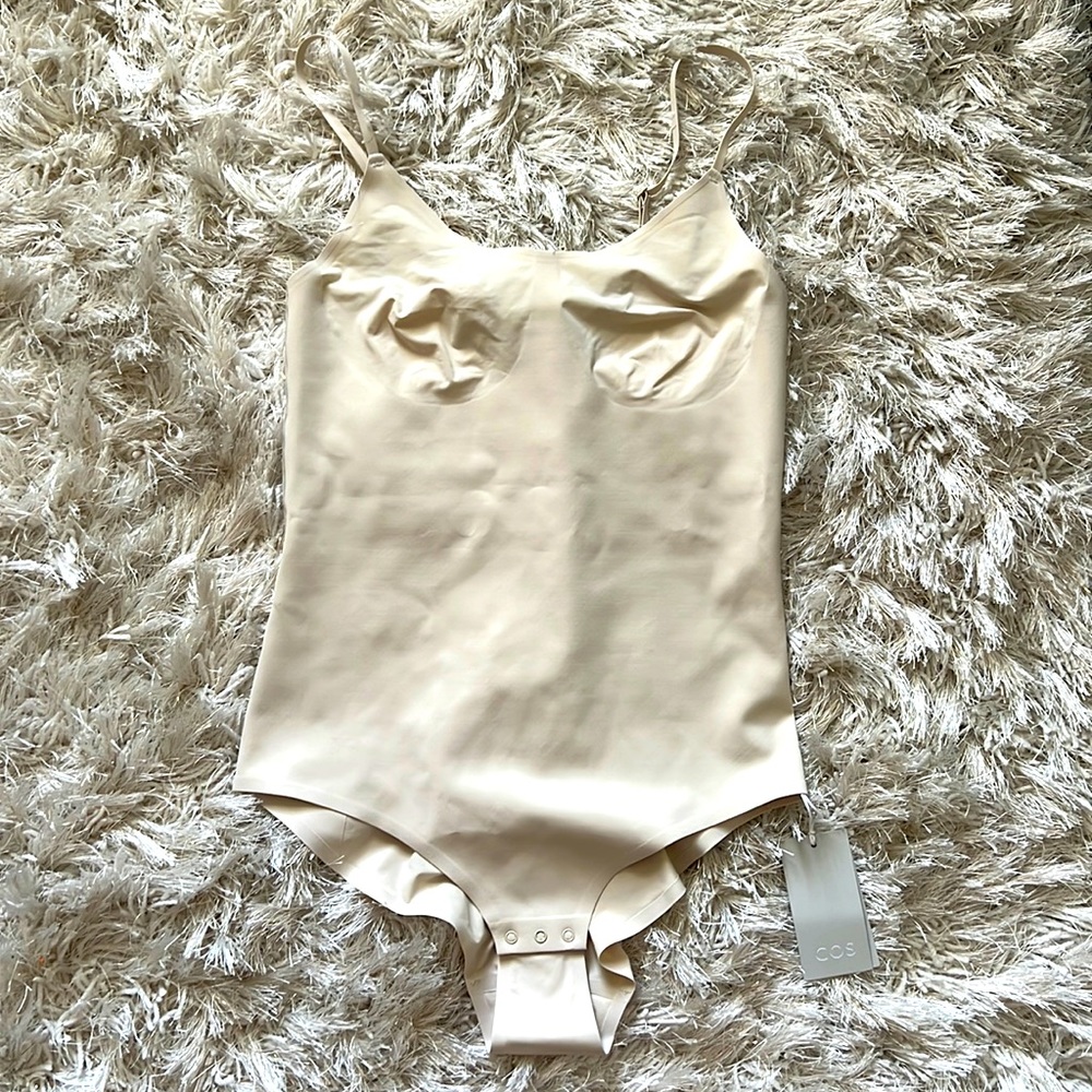 COS BODYSUIT